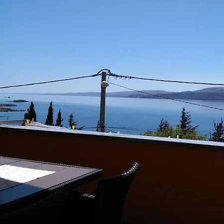 Apartmani Ivankovic Karlobag Exterior foto