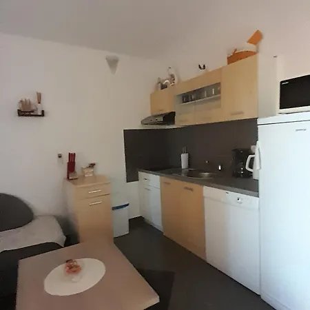 Apartmani Ivankovic Karlobag Habitación foto